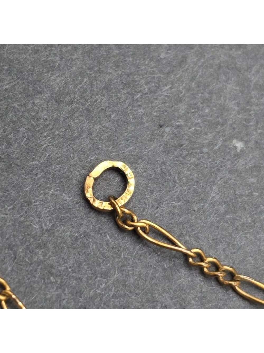 Vintage 12k Gold Filled Double Heart Choker Necklace Figaro Chain Statement - Picture 10 of 11